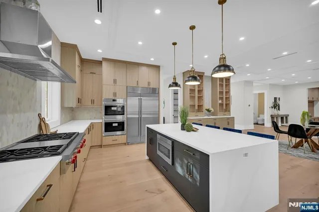 $3,499,000 | 470 White Oak Ridge Road, Short Hills, NJ 07078