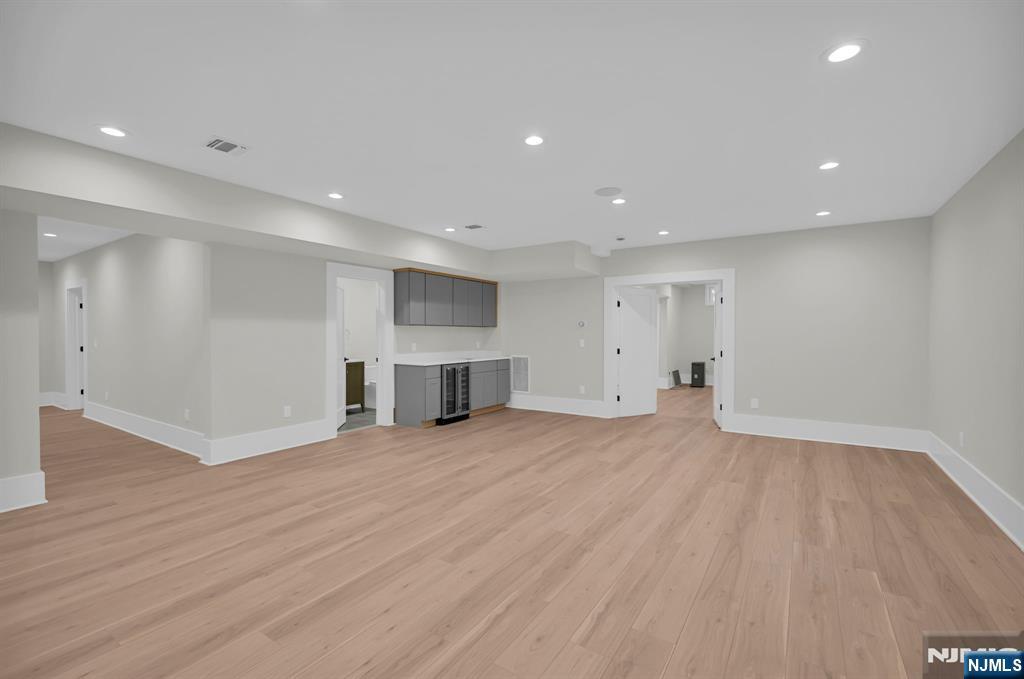 470 White Oak Ridge Road Short Hills, NJ 07078 - Photo 39 of 46