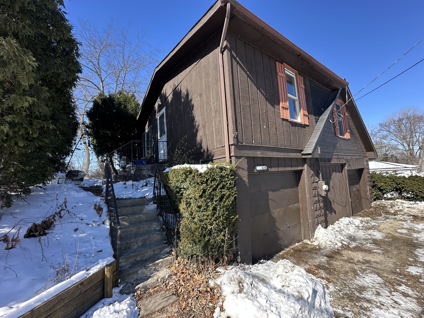 36634 North Iola Avenue Ingleside, IL 60041 - Photo 2 of 11