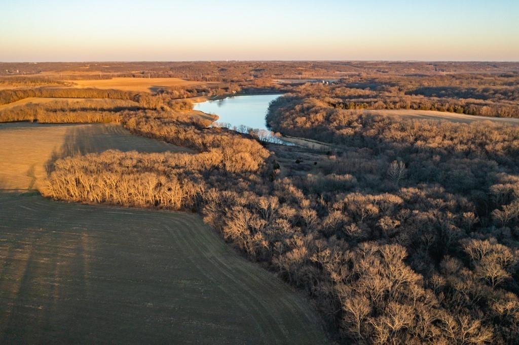 23076 Springdale Road Easton, KS 66020 - Photo 17 of 35