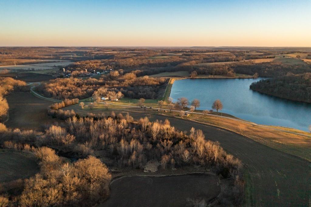 23076 Springdale Road Easton, KS 66020 - Photo 10 of 35