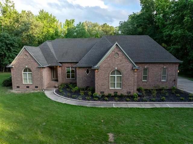 $750,000 | 580 Hickory Lake Road, Eads, TN 38028