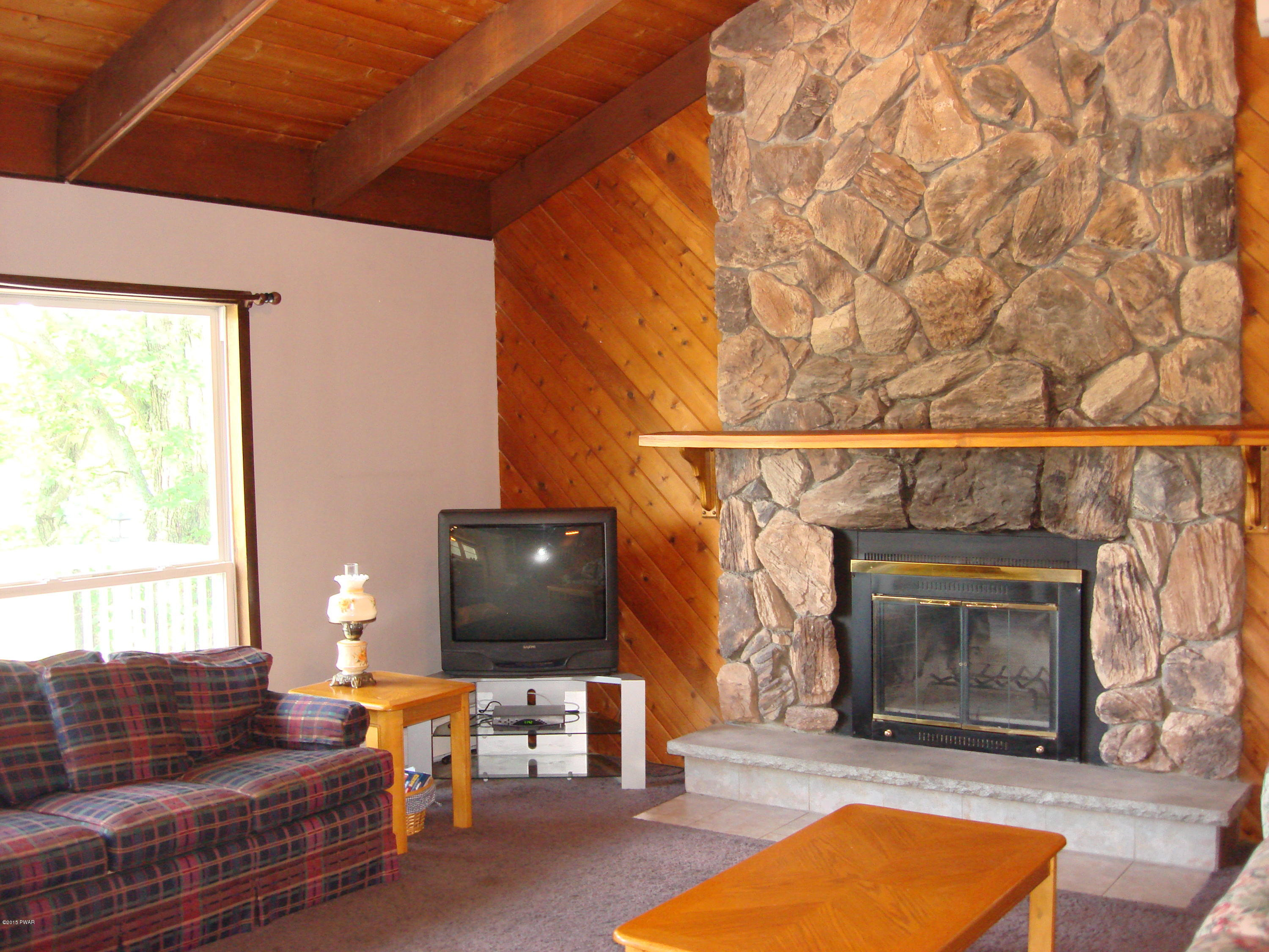 118 Northwood Road Dingmans Ferry, PA 18328 - Photo 17 of 87