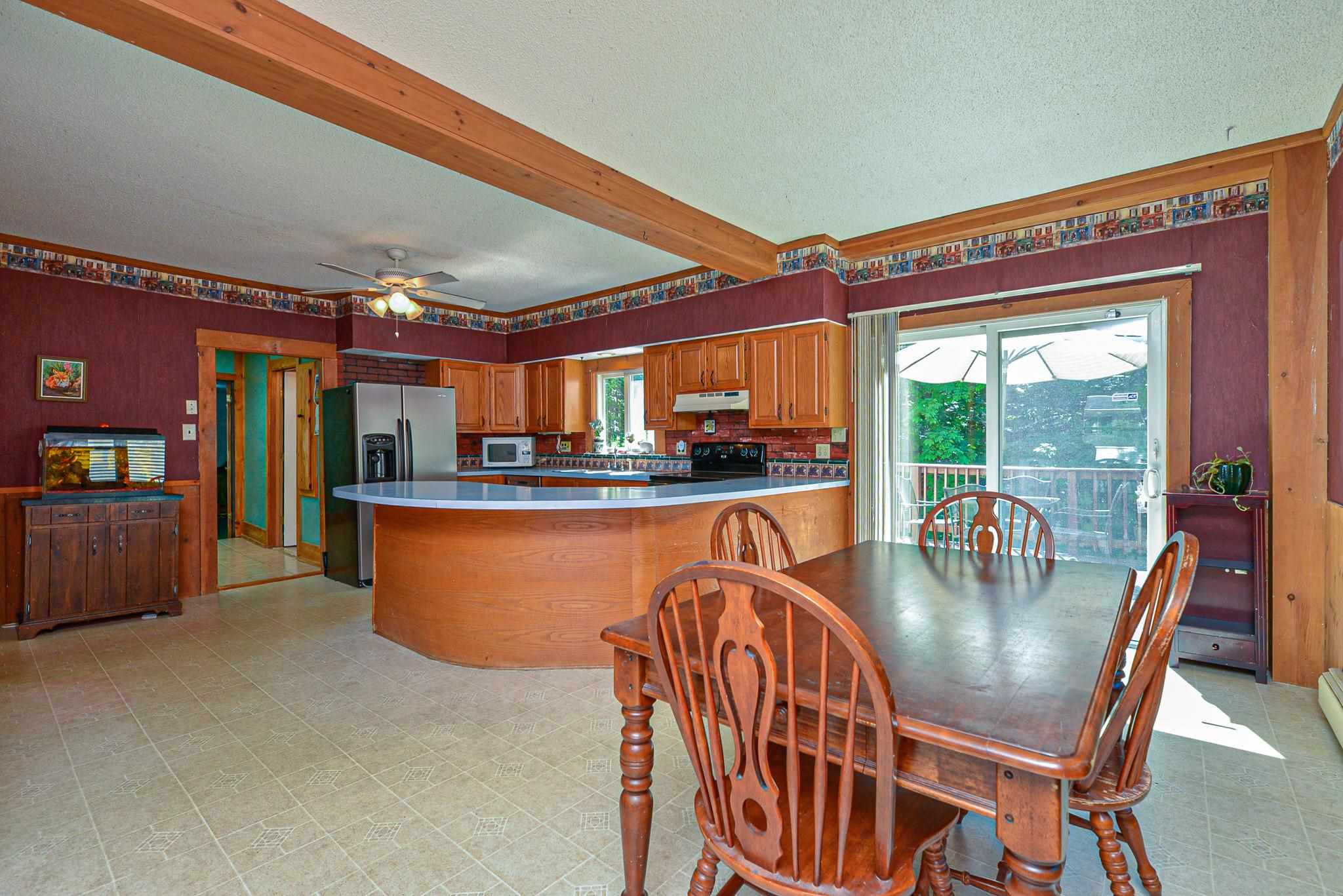 53 Linden Street Rochester, NH 03867 - Photo 12 of 40