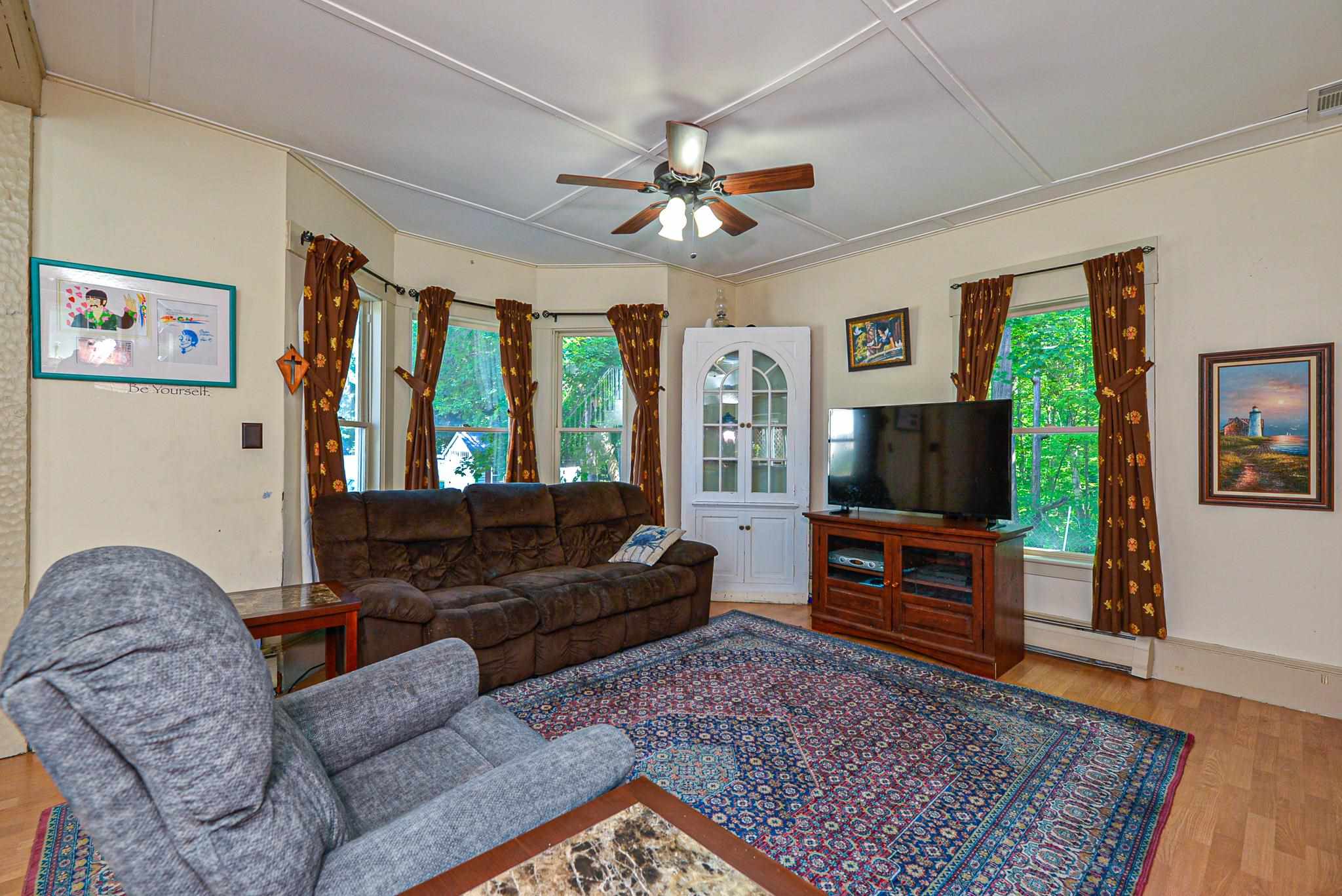 53 Linden Street Rochester, NH 03867 - Photo 6 of 40