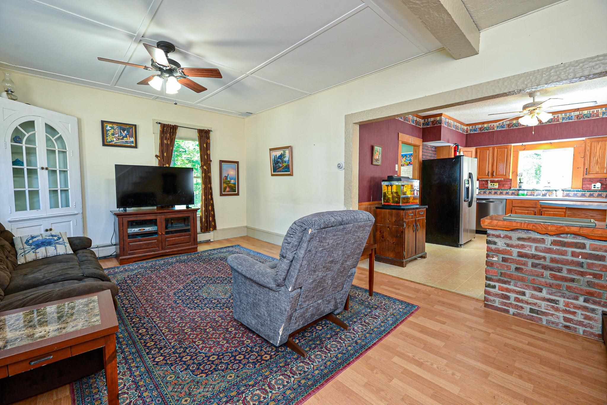 53 Linden Street Rochester, NH 03867 - Photo 7 of 40