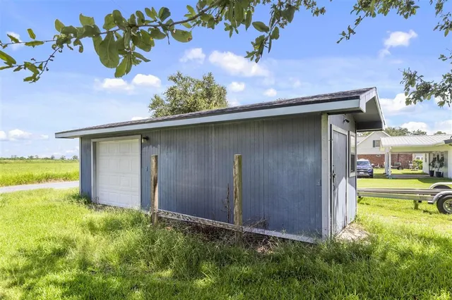 $395,000 | 6527 Morgan Shore's Road, Lake Arthur, LA 70549