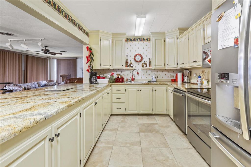 6527 Morgan Shore's Road Lake Arthur, LA 70549 - Photo 10 of 20