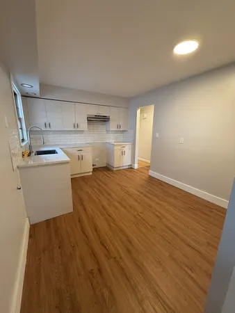 $2,200 | 366 West 16th Place, Chicago Heights, IL 60411