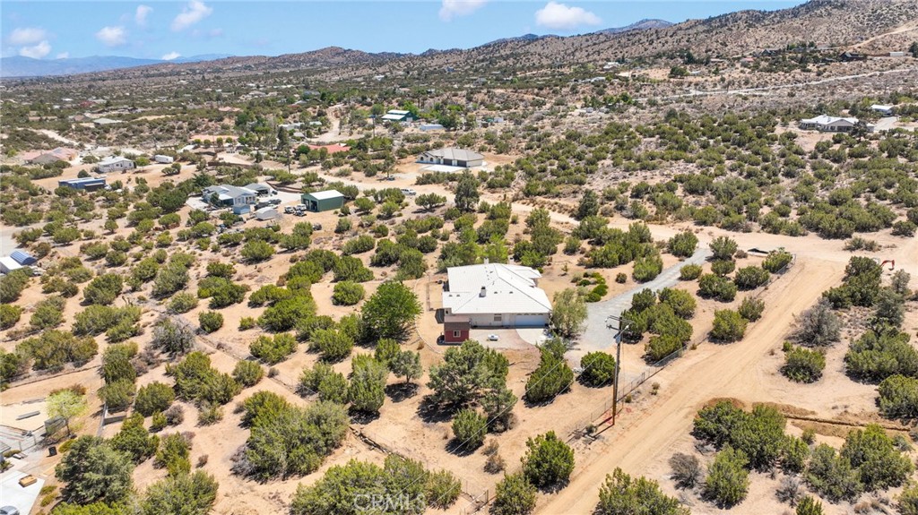 1220 Hollister Road Pinon Hills, CA 92372 - Photo 44 of 49