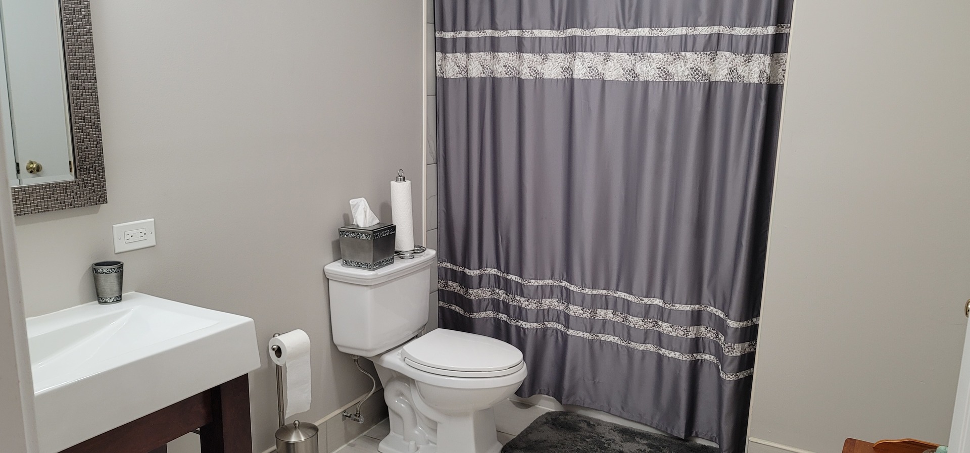 1045 Wingate Road Olympia Fields, IL 60461 - Photo 15 of 28 a bathroom with a toilet and a sink