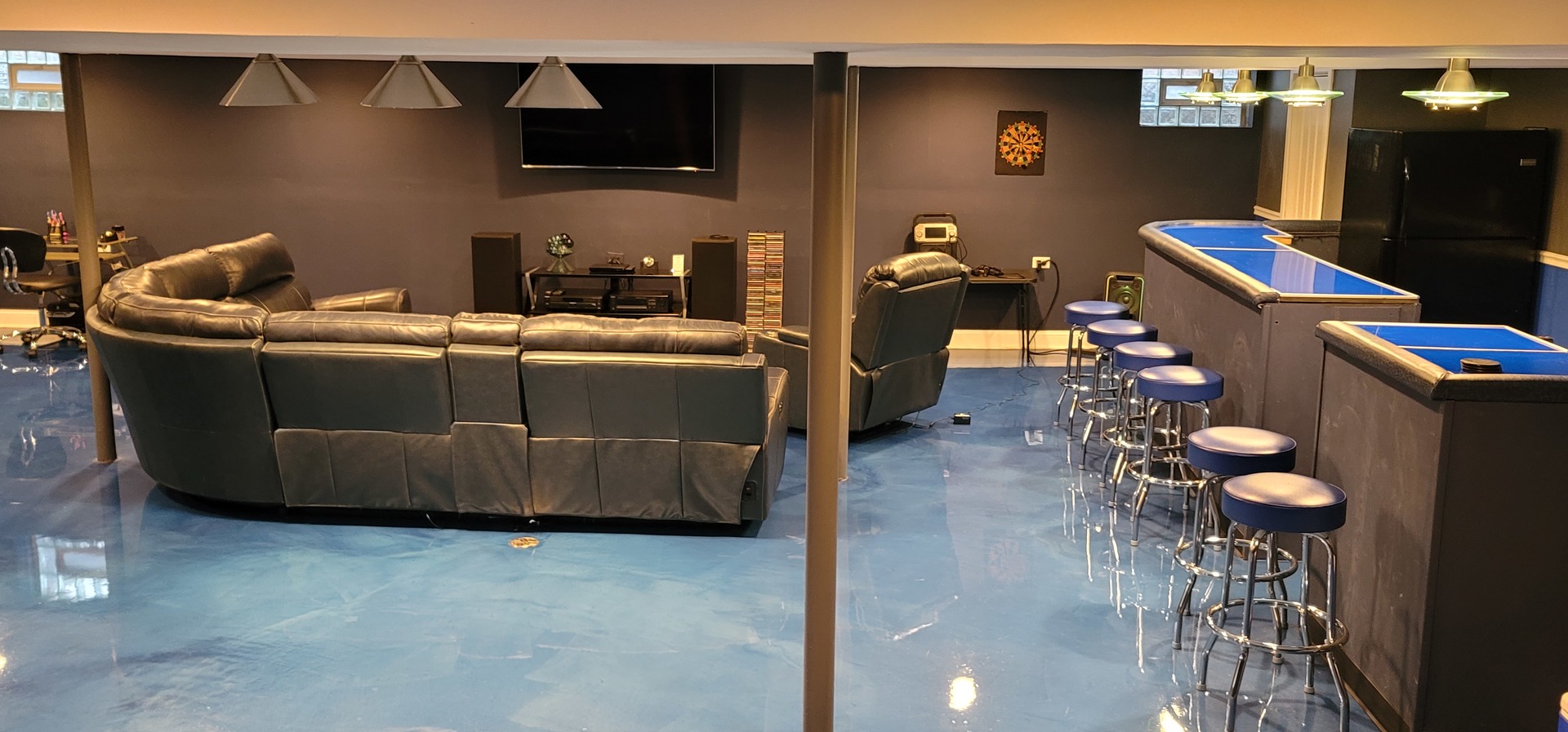 1045 Wingate Road Olympia Fields, IL 60461 - Photo 24 of 28 a room with furniture and a flat screen tv