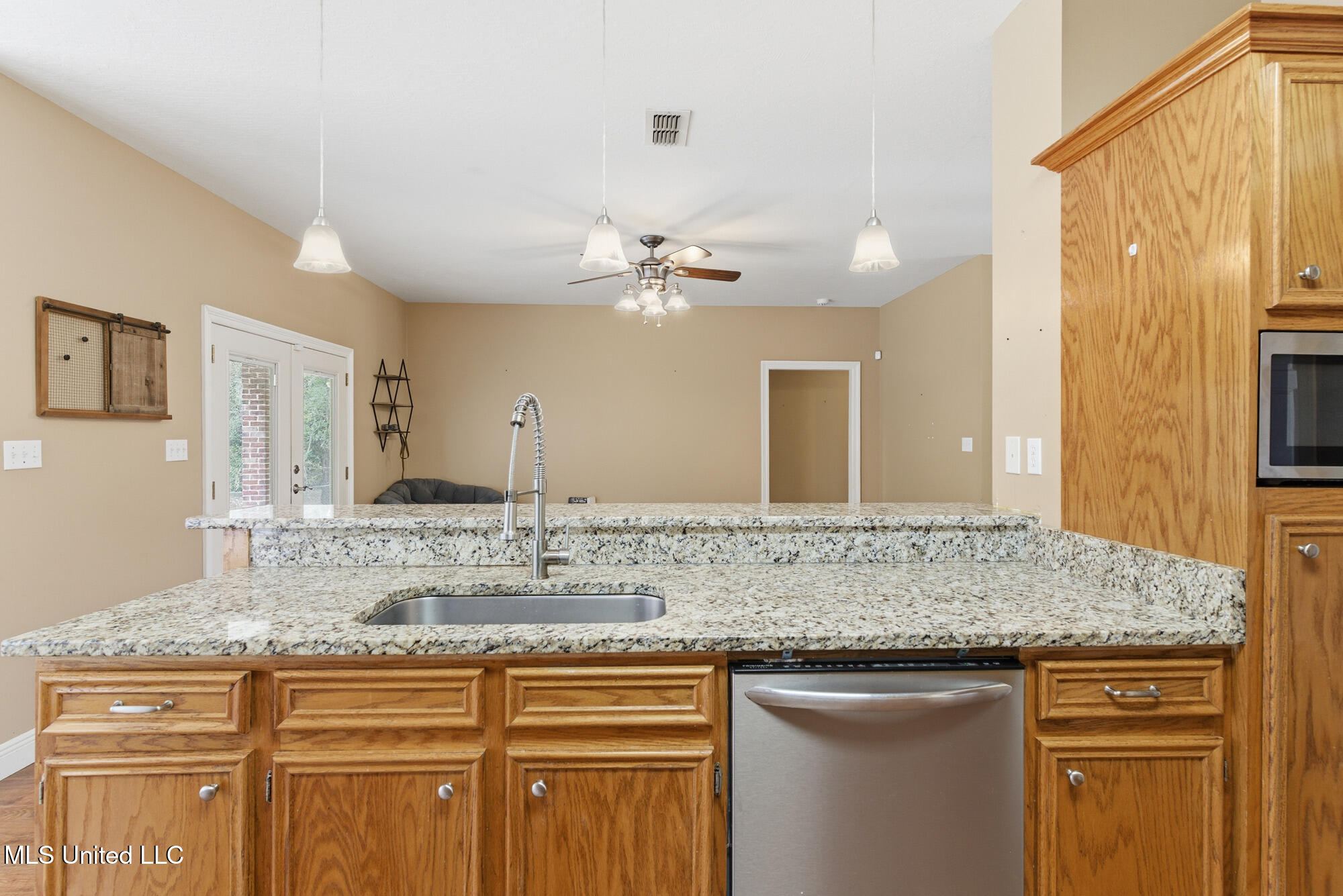 279 Todd Road Sumrall, MS 39482 - Photo 14 of 57 dsc09084