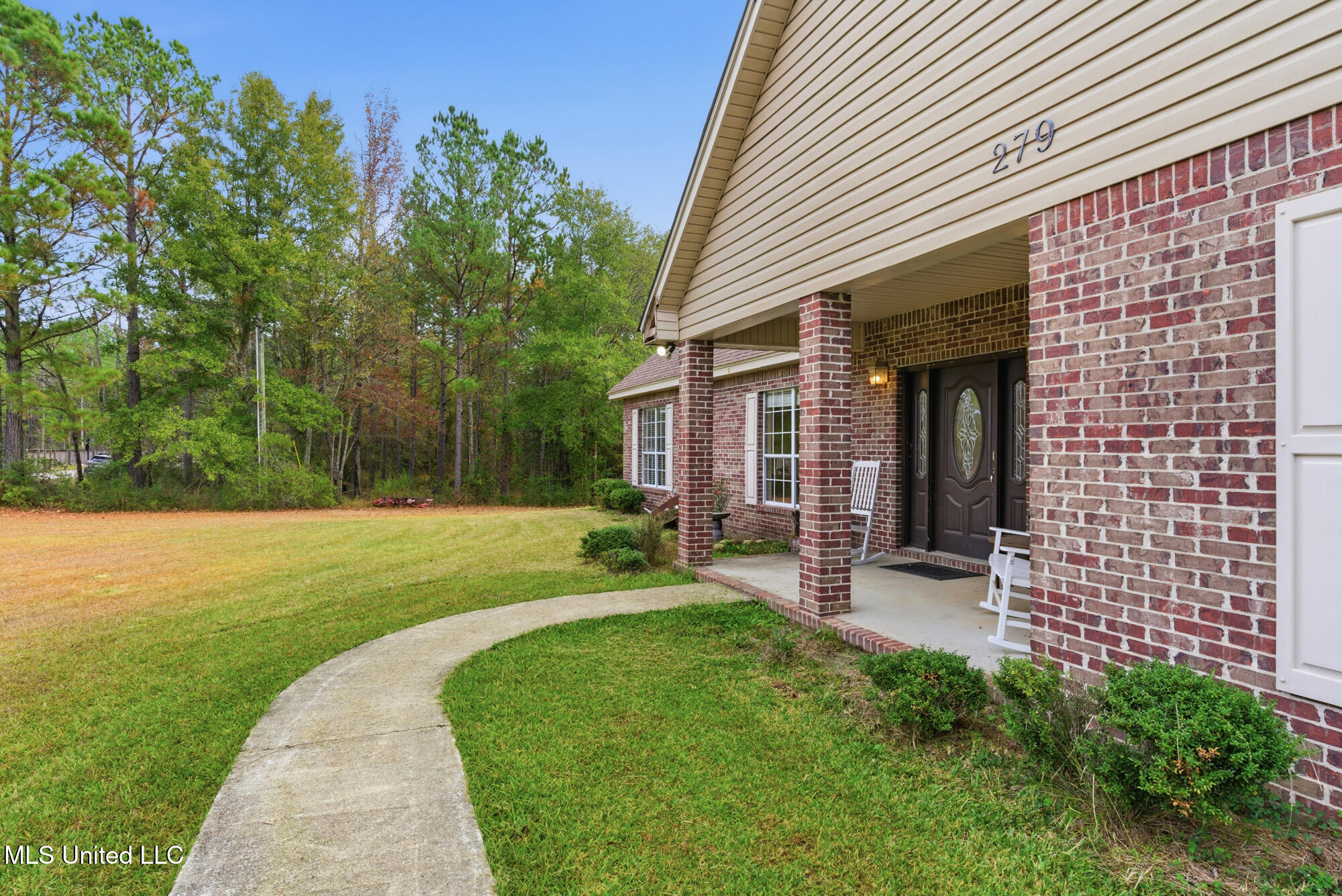 279 Todd Road Sumrall, MS 39482 - Photo 5 of 57 dsc09054