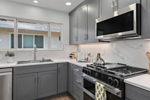 $1,948,000 | 1203 Annapolis Drive, San Mateo, CA 94403