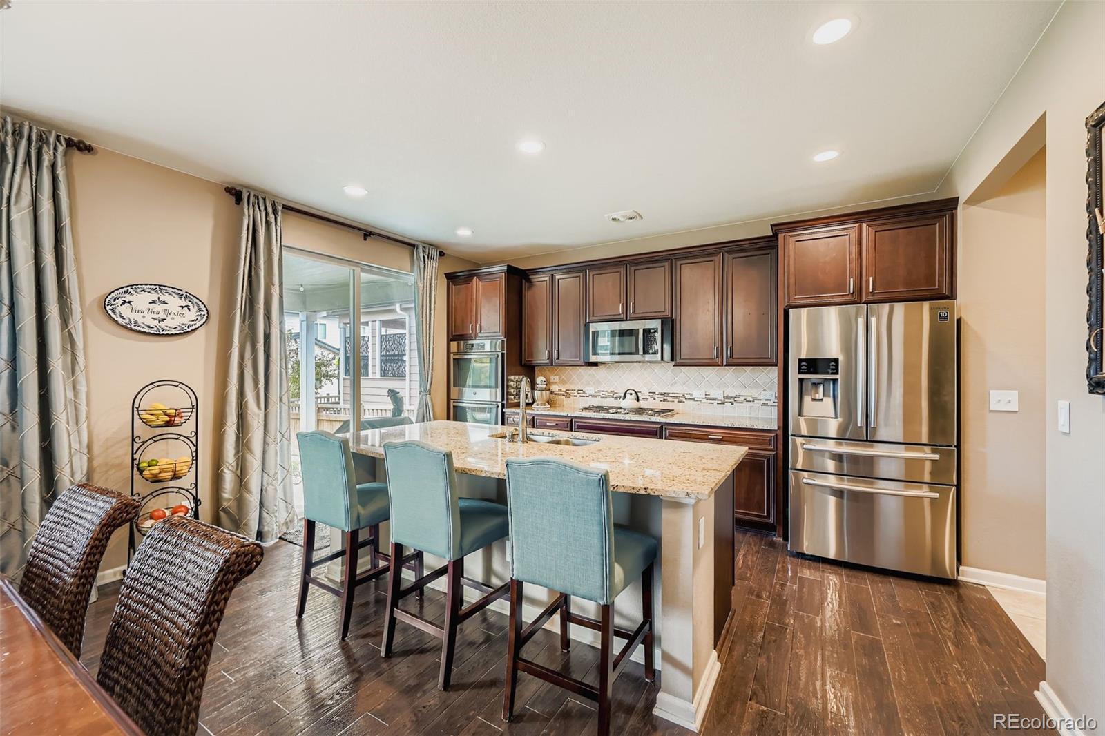 6320 Walnut Grove Way Erie, CO 80516 - Photo 9 of 46