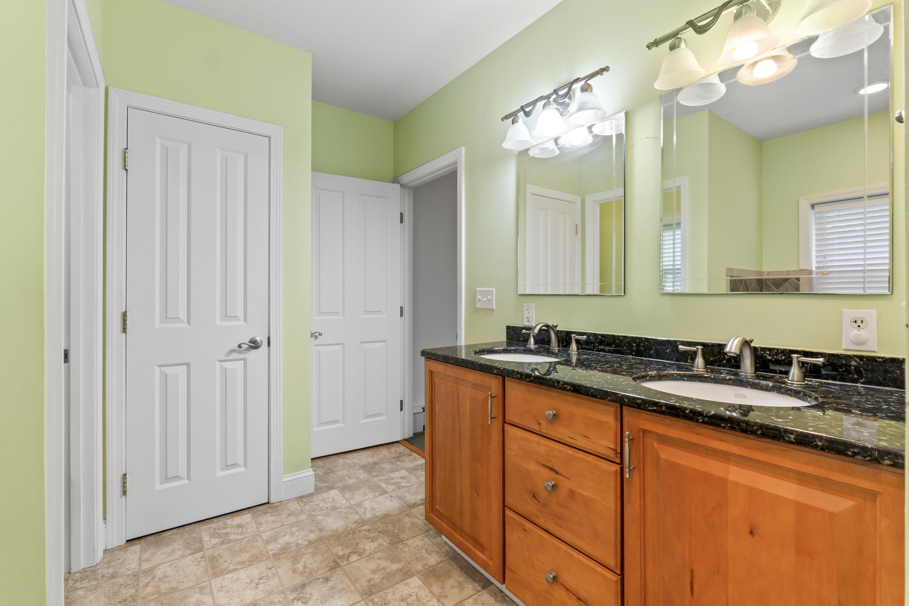 185 Valley Road Peru, ME 04290 - Photo 41 of 58 185 Valley Rd_152