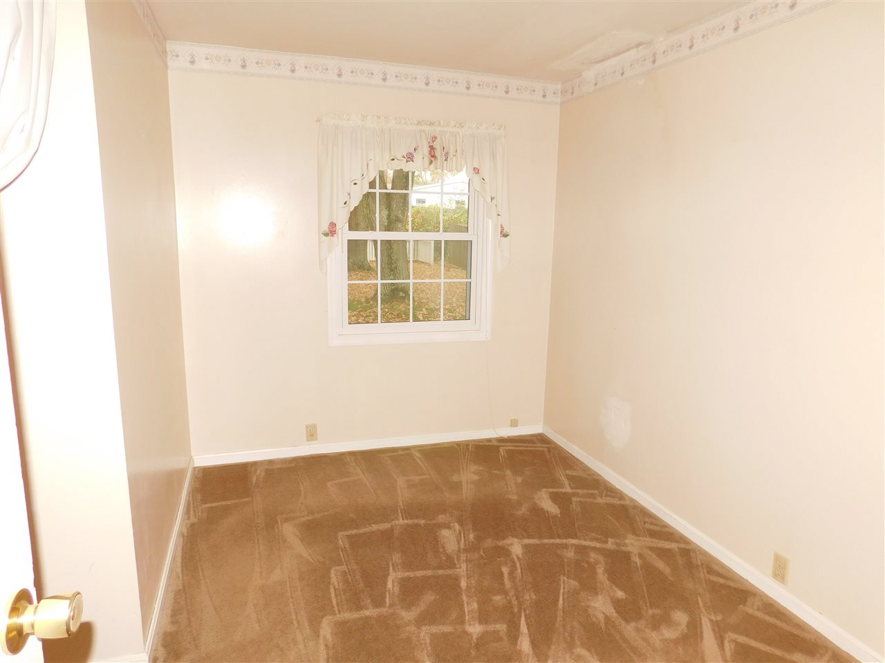 514 Hanover Road Evansville, IN 47710 - Photo 11 of 22 Gallery Image 11