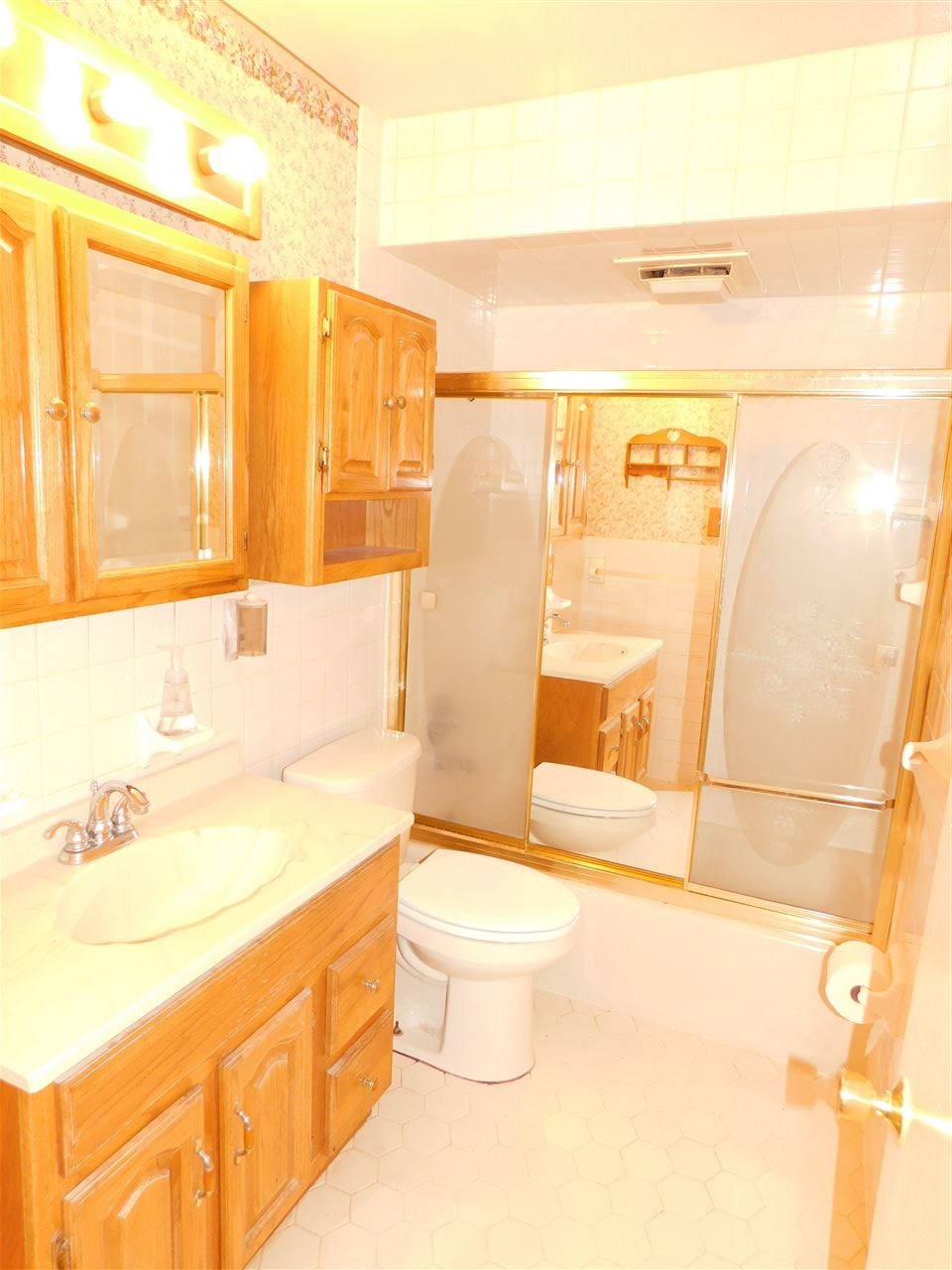 514 Hanover Road Evansville, IN 47710 - Photo 14 of 22 Gallery Image 14