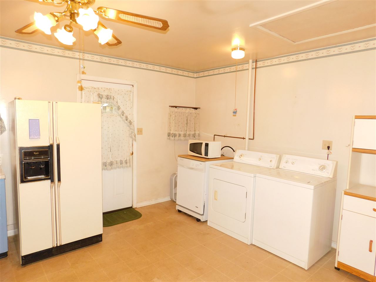 514 Hanover Road Evansville, IN 47710 - Photo 8 of 22 Gallery Image 8
