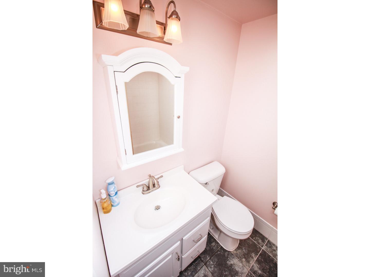 12315 Medford Road Philadelphia, PA 19154 - Photo 8 of 20 Gallery Image 8