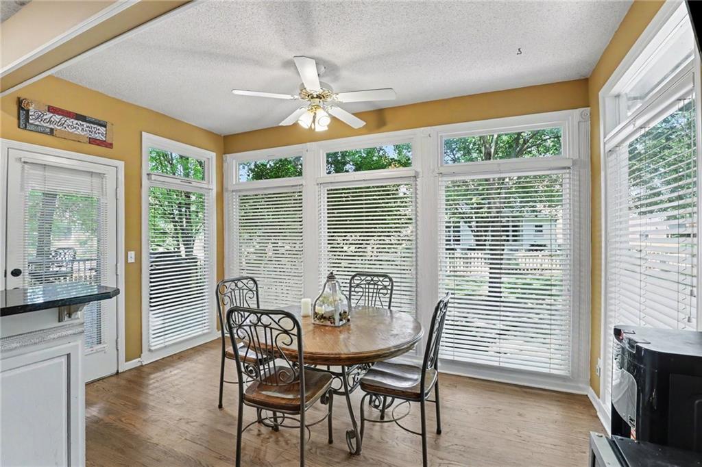 5304 Mullen Road Shawnee, KS 66216 - Photo 10 of 58