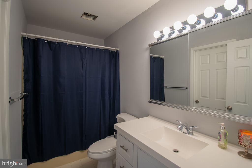 1 Mine Road Monroe Township, NJ 08831 - Photo 14 of 22 Full bath