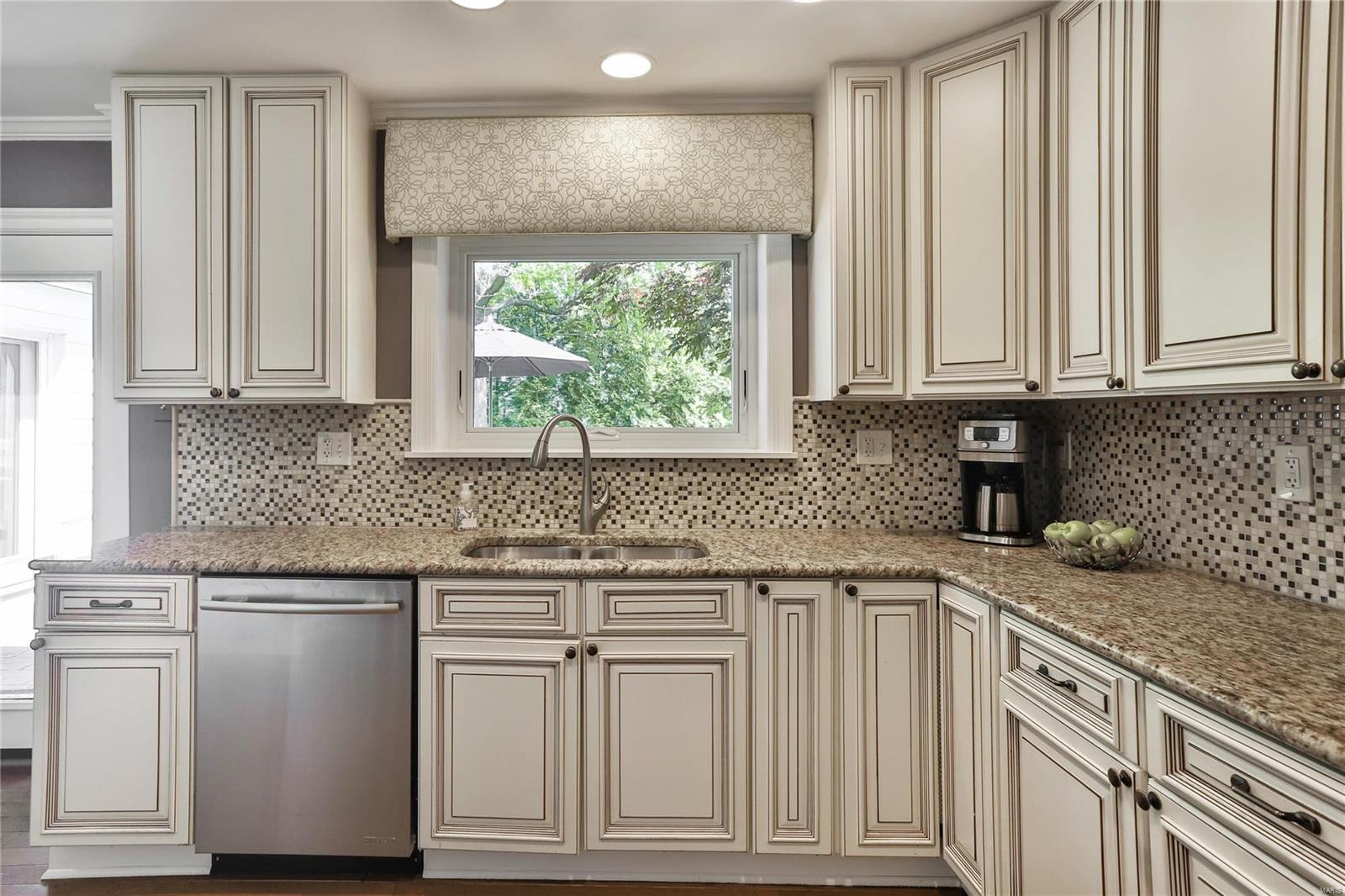 22 South McKnight Road St. Louis, MO 63124 - Photo 30 of 56 Gallery Image 30