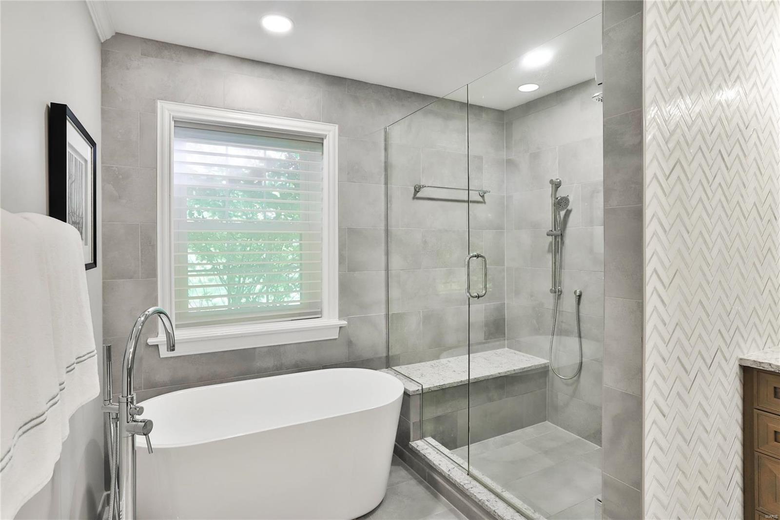 22 South McKnight Road St. Louis, MO 63124 - Photo 37 of 56 Gallery Image 37