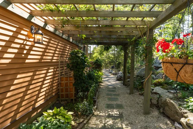 $950,000 | 155 Stony Creek Road, Branford, CT 06405