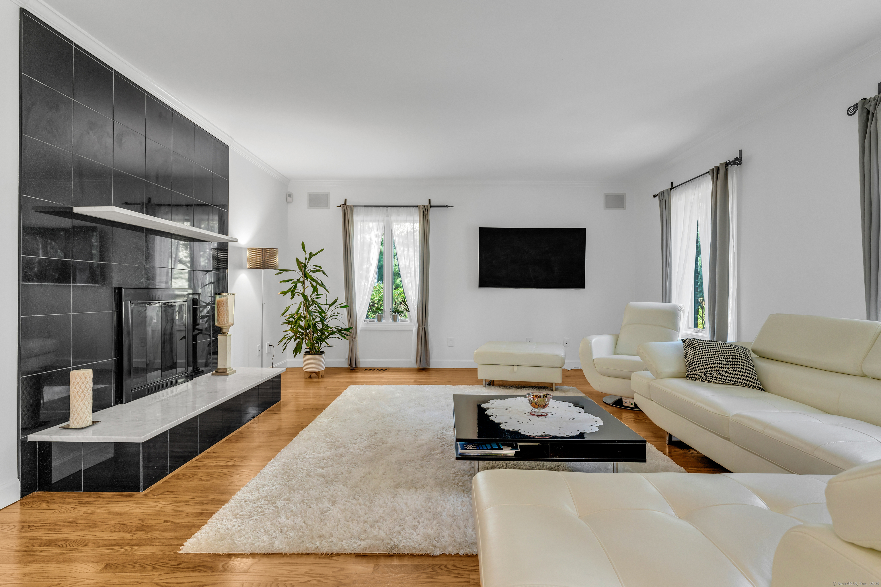 155 Stony Creek Road Branford, CT 06405 - Photo 6 of 40