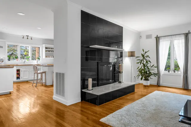 $950,000 | 155 Stony Creek Road, Branford, CT 06405