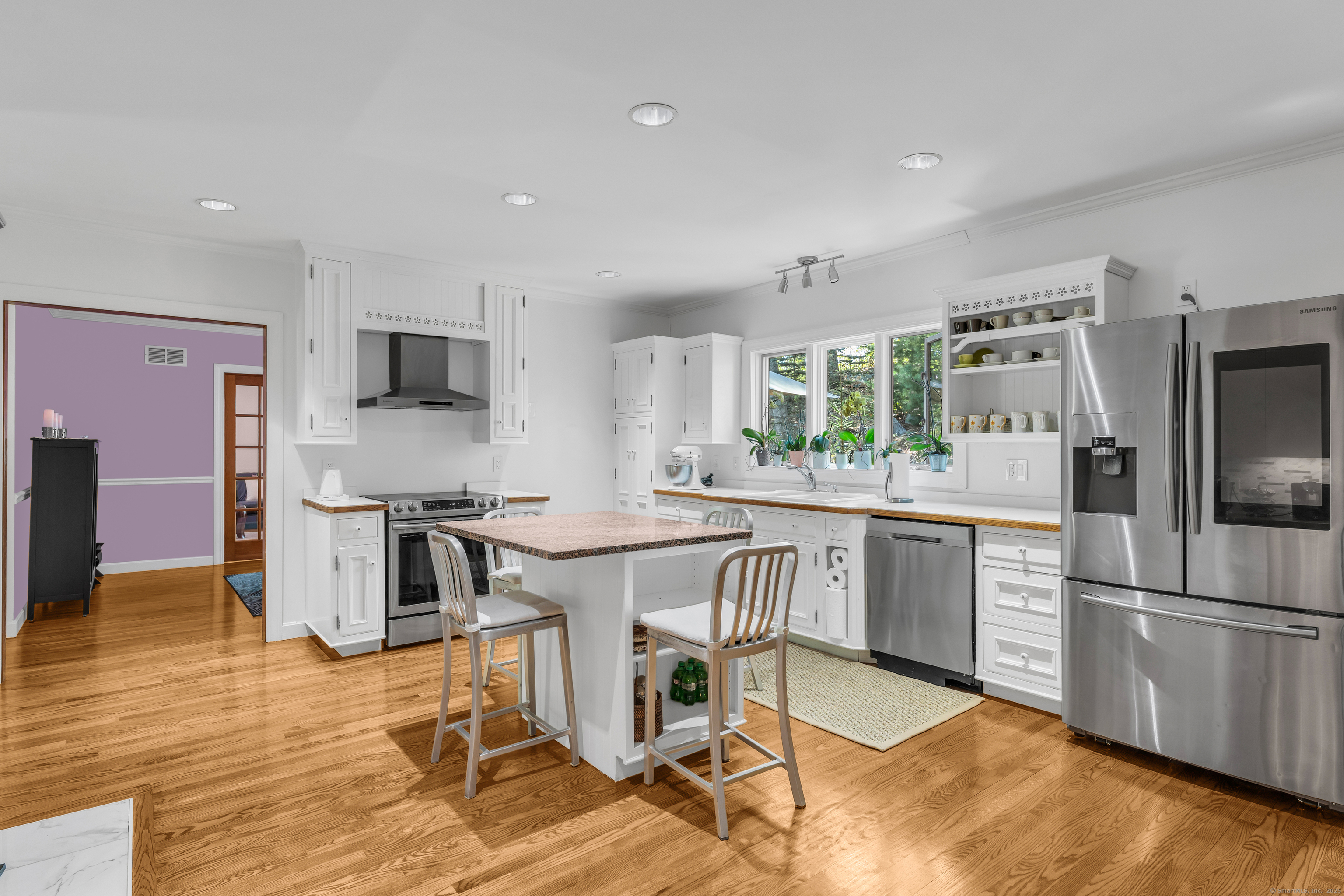 155 Stony Creek Road Branford, CT 06405 - Photo 10 of 40