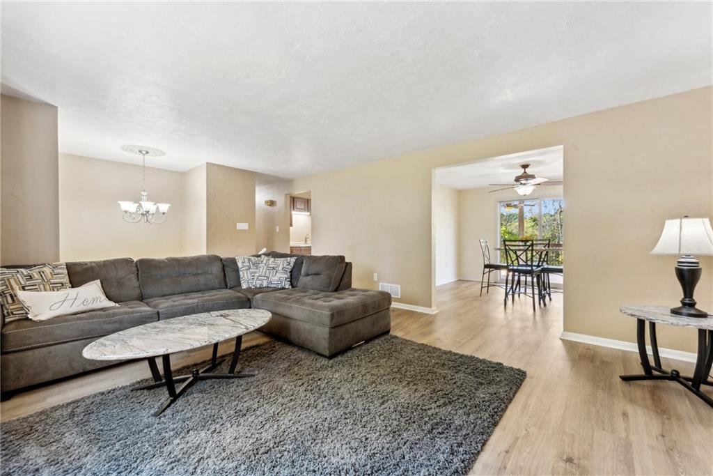 913 Harvard Road Monroeville, PA 15146 - Photo 4 of 30 Gallery Image 4