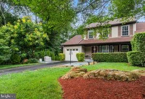 $3,700 | 3434 Fort Lyon Drive, Woodbridge, VA 22192