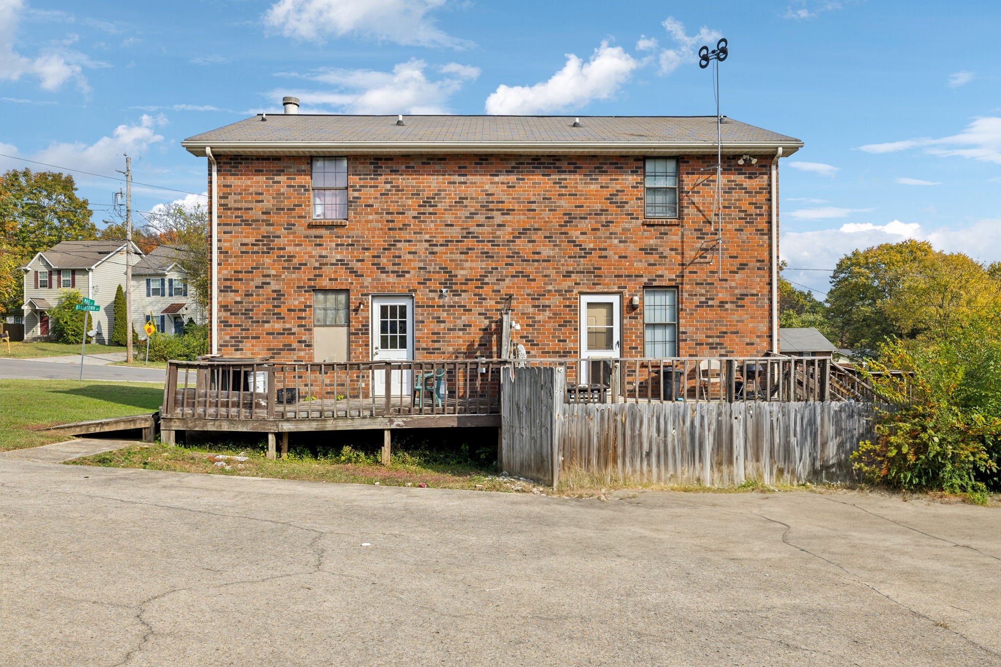 115 Bakertown Road Antioch, TN 37013 - Photo 4 of 22 Huge paved private parking area in back!