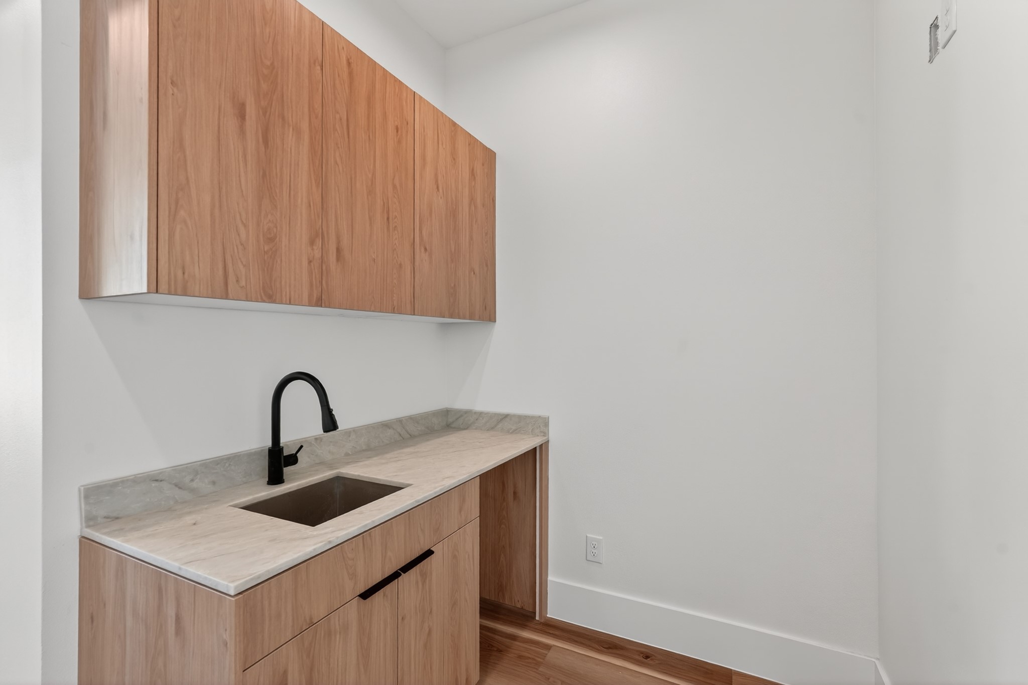 6824 Sidney Street, Unit B Houston, TX 77021 - Photo 9 of 45