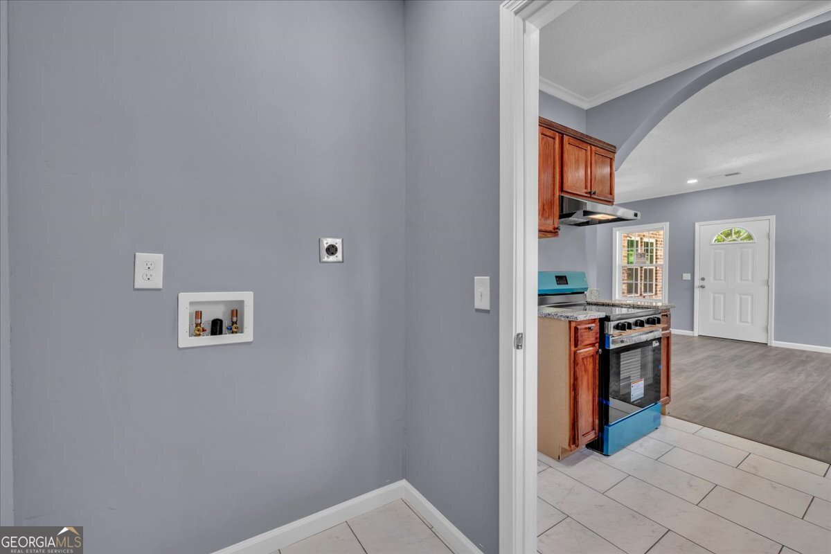 104 Robinson Street Byron, GA 31008 - Photo 10 of 34