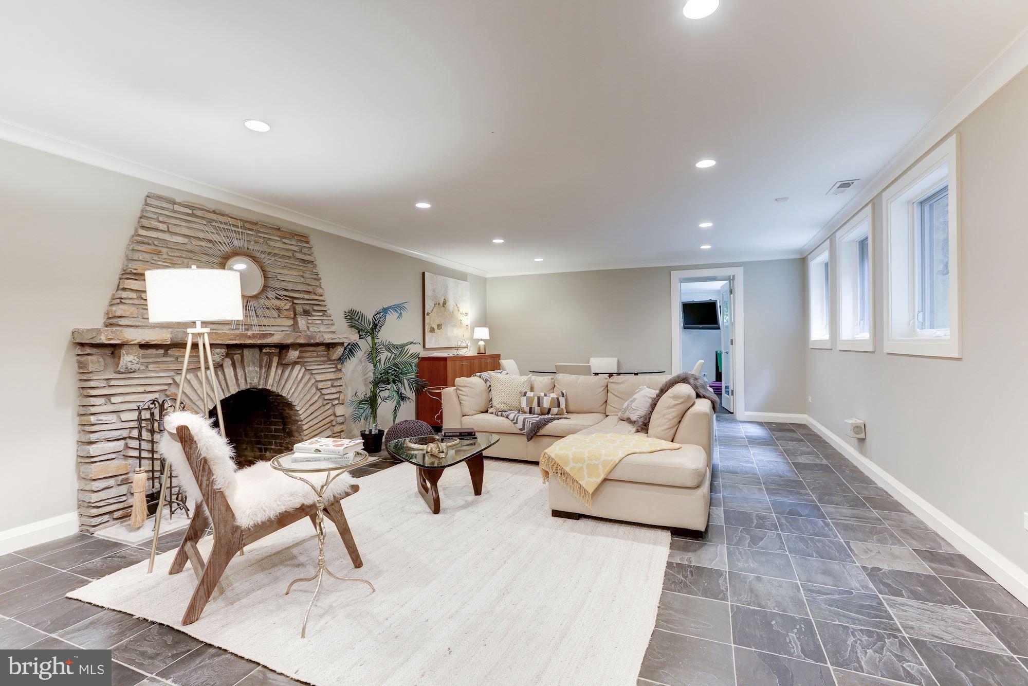 2730 Chain Bridge Road Northwest Washington, DC 20016 - Photo 24 of 53