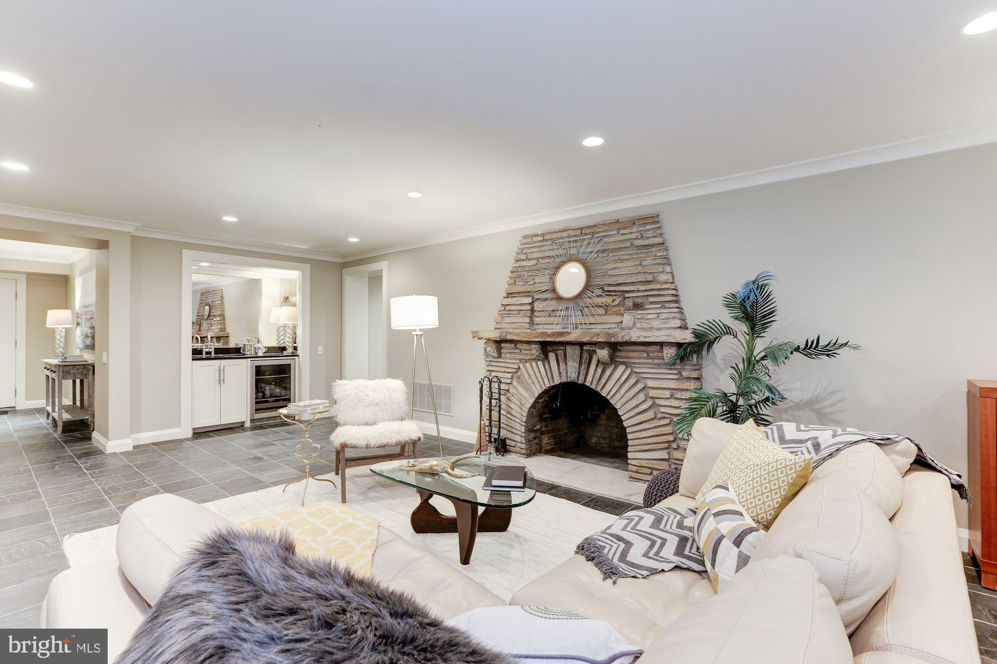 2730 Chain Bridge Road Northwest Washington, DC 20016 - Photo 26 of 53