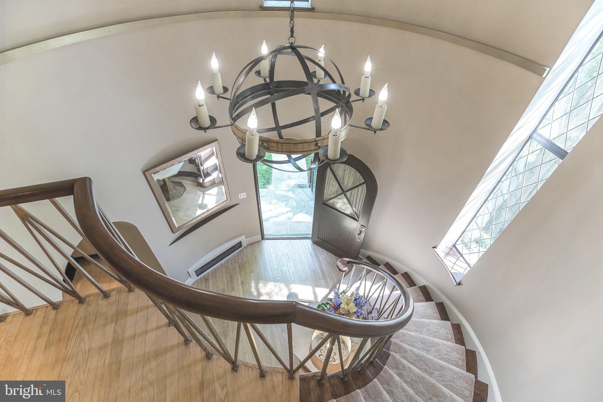 2730 Chain Bridge Road Northwest Washington, DC 20016 - Photo 4 of 53