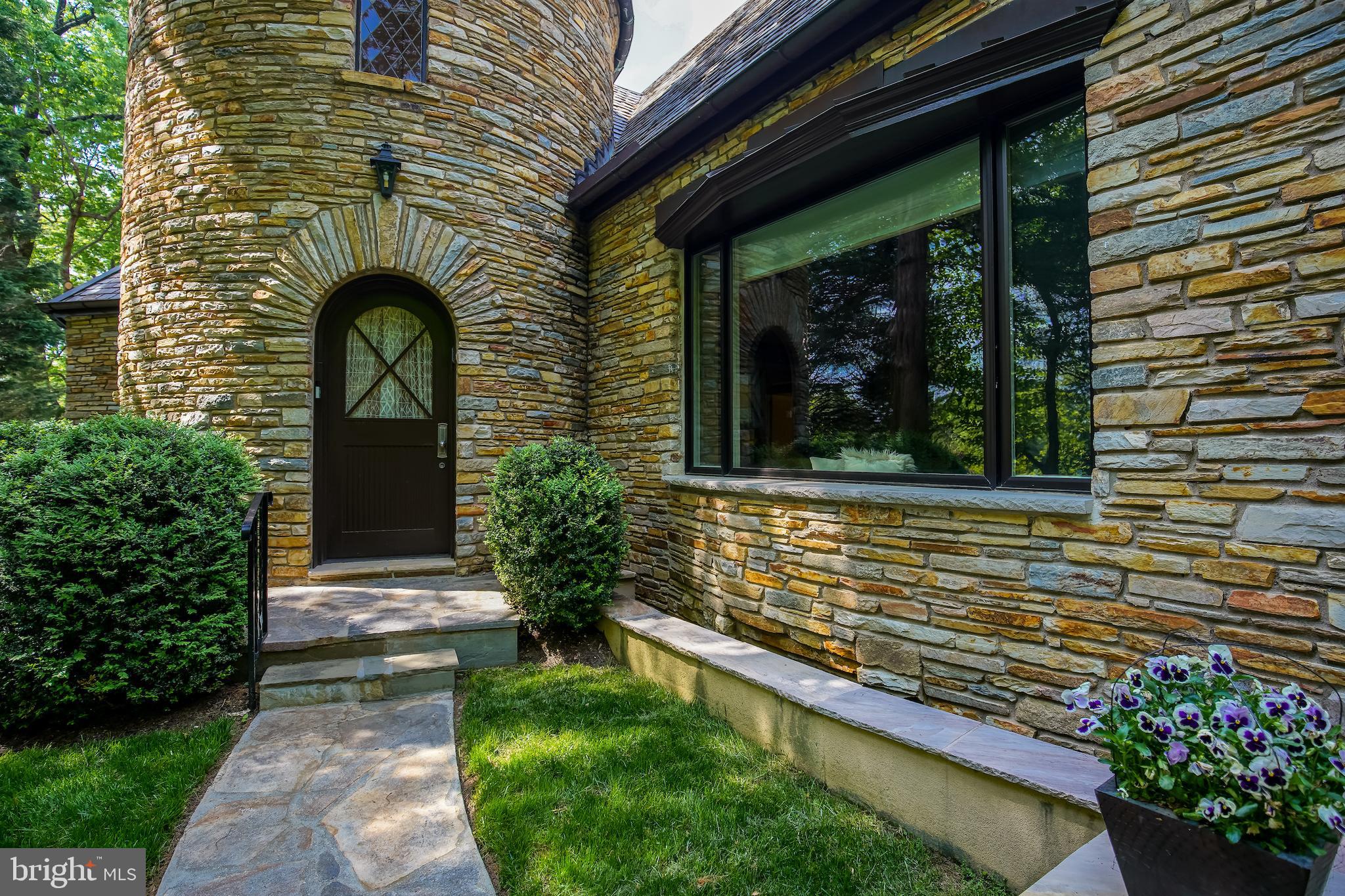 2730 Chain Bridge Road Northwest Washington, DC 20016 - Photo 46 of 53