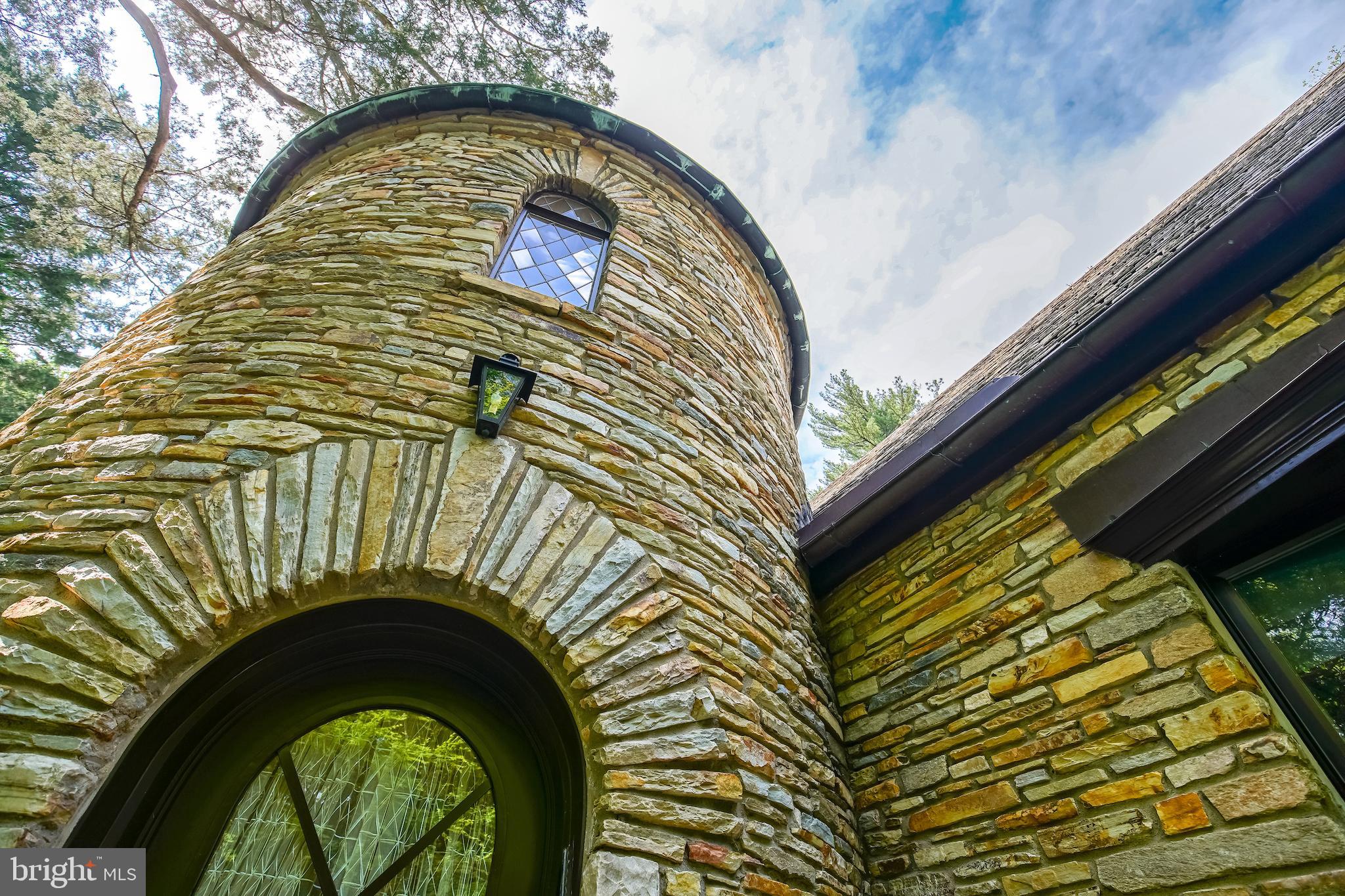 2730 Chain Bridge Road Northwest Washington, DC 20016 - Photo 48 of 53