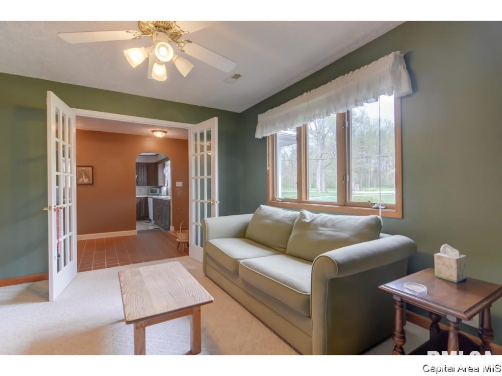 7 Forest Ridge Springfield, IL 62712 - Photo 9 of 36 Gallery Image 9
