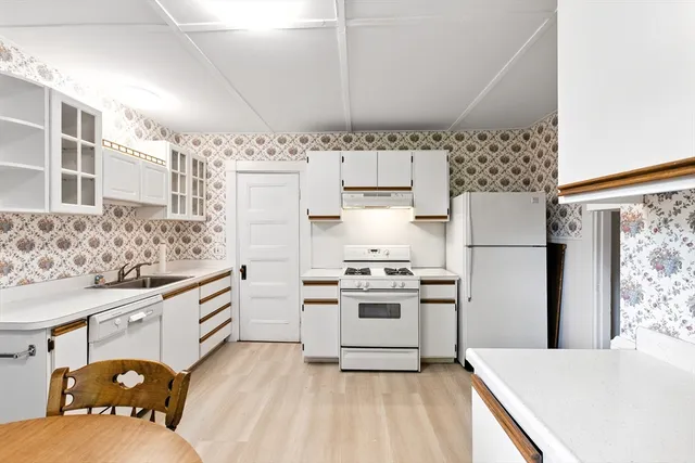 $1,395,000 | 42-44 Judkins Street, Newton, MA 02460