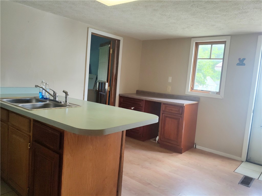 111 East Elizabeth Street Waterloo, NY 13165 - Photo 12 of 41