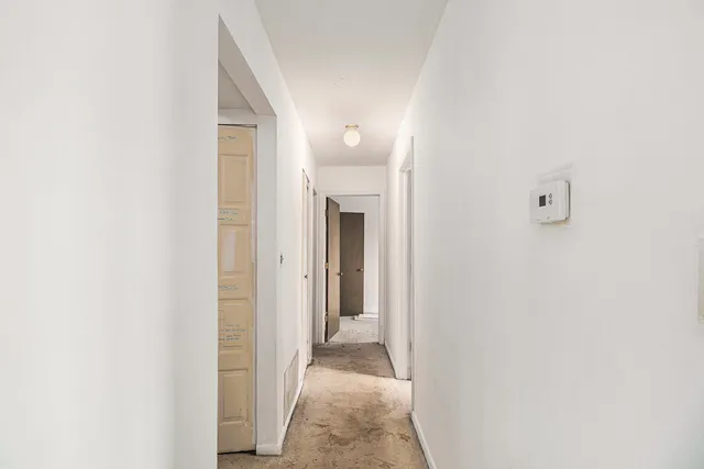 $149,900 | 10 Oak Creek Drive, Unit 1020, Buffalo Grove, IL 60089