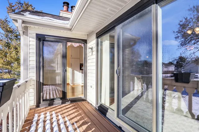 $229,000 | 5140 Coventry Lane, Unit 9A2, Gurnee, IL 60031