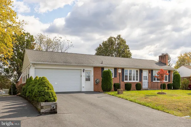 $414,999 | 204 Ridge Road, Winchester, VA 22602