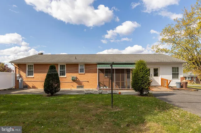 $414,999 | 204 Ridge Road, Winchester, VA 22602